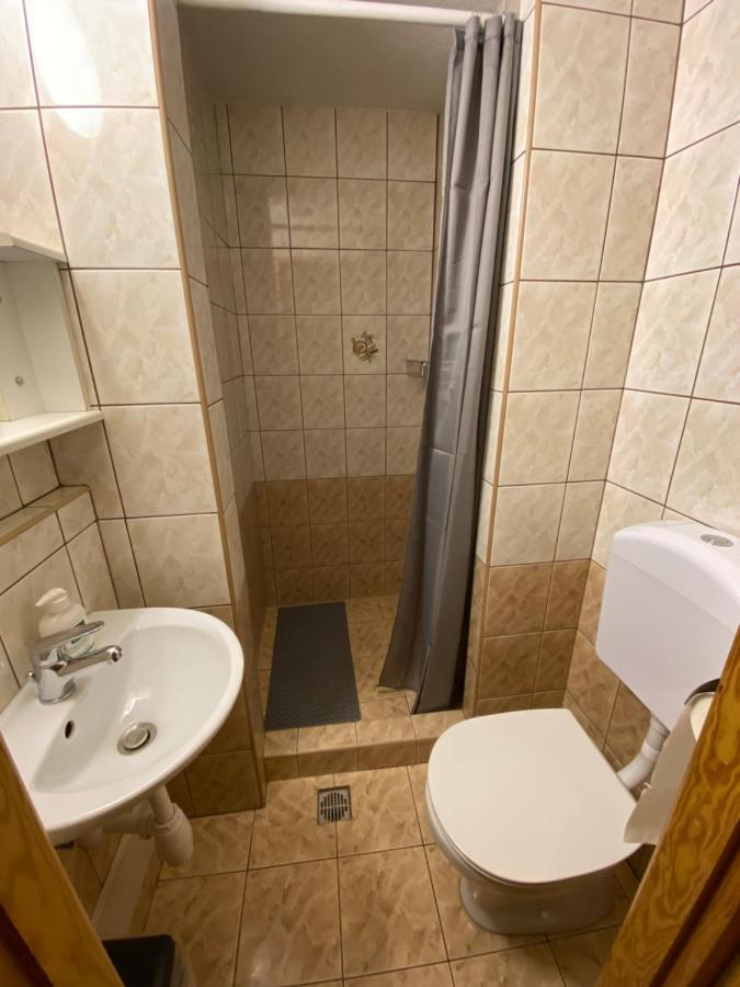 Pokoje Goscinne Maja Bialka Tatrzanska Exterior foto